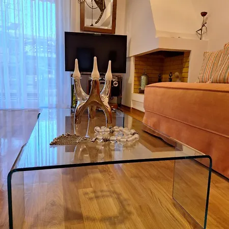Zoe's Апартаменты *